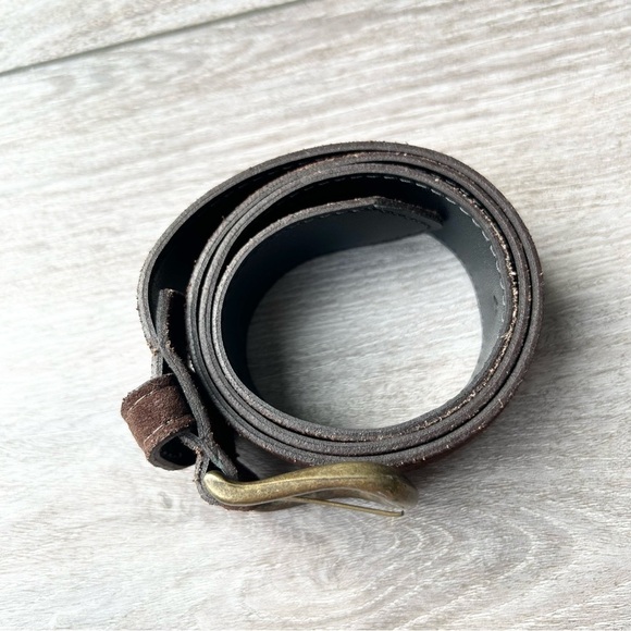 Vintage Nevada Jeanswear Floral Embossed Suede Leather Belt - Picture 3 of 12